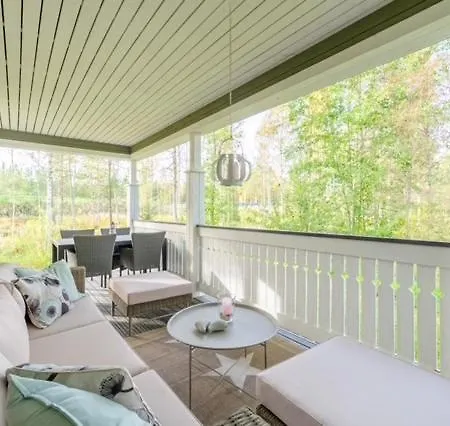 Metsola Chalet